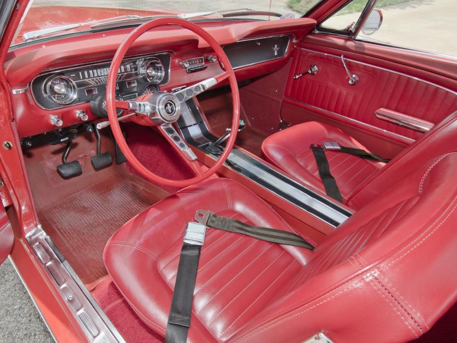  Ford Mustang HardTop 1965 года  (фото 15 из 22)